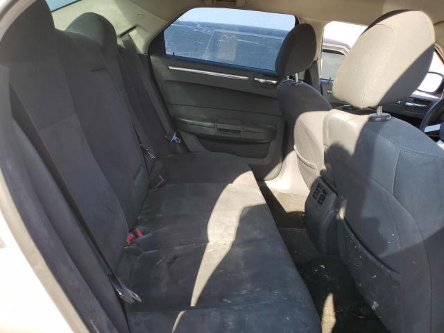 Photo 6 from auction – 2010 CHRYSLER 300 TOURIN with VIN 2C3CA4CD5AH105120