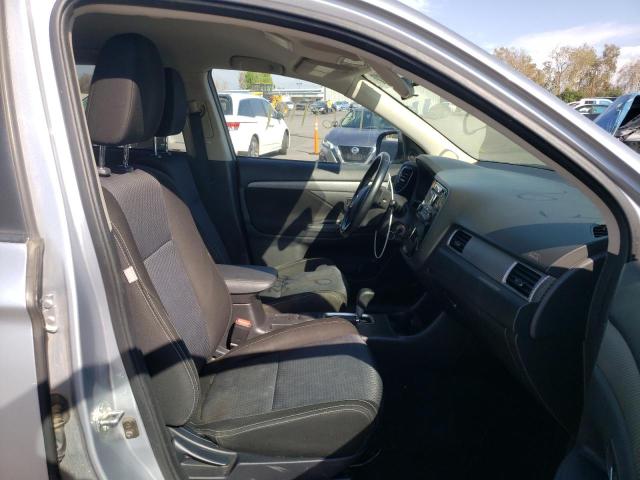Photo 5 from auction – 2016 MITSUBISHI OUTLANDER with VIN JA4AD2A32GZ015435