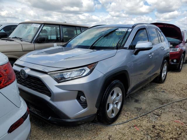 Photo 2 from auction – 2019 TOYOTA RAV4 XLE with VIN JTMW1RFV3KD029969