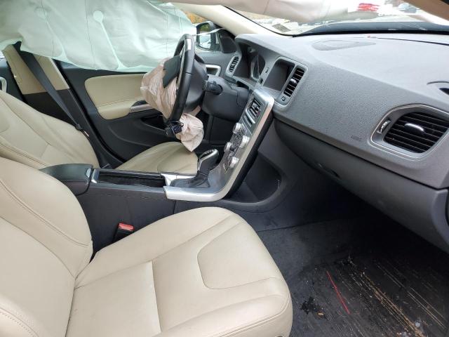 Photo 5 from auction – 2017 VOLVO S60 PREMIE with VIN LYV402TK9HB155798
