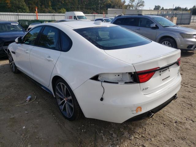 Photo 3 from auction – 2017 JAGUAR XF S with VIN SAJBM4BVXHCY43258