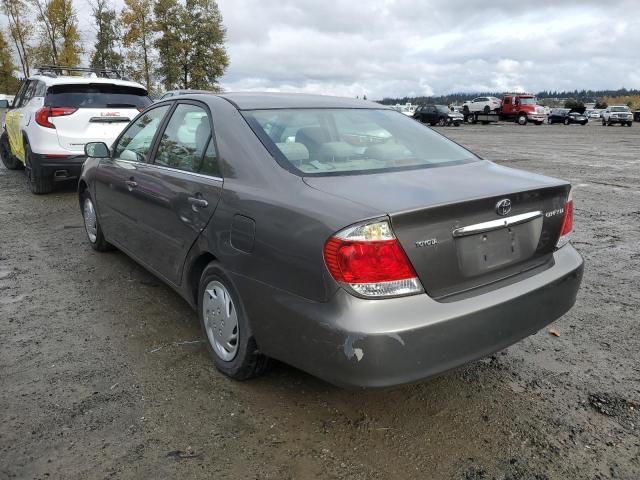 Photo 3 from auction – 2005 TOYOTA CAMRY with VIN 4T1BE32K15U984894