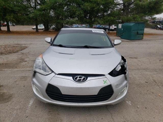 Photo 9 from auction – 2013 HYUNDAI VELOSTER with VIN KMHTC6AD4DU121021