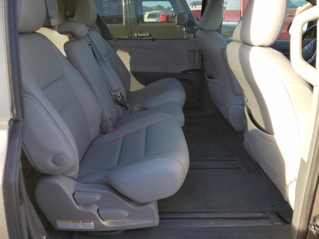 Photo 6 from auction – 2016 TOYOTA SIENNA XLE with VIN 5TDYK3DC2GS757055