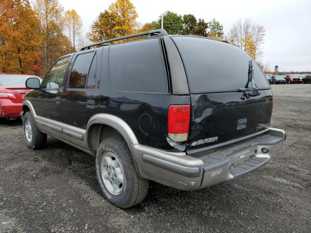 Photo 3 from auction – 1998 CHEVROLET BLAZER with VIN 1GNDT13W2W2145673
