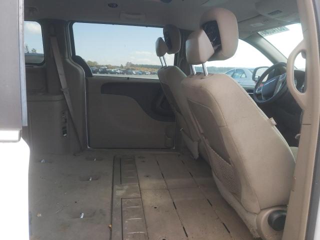 Photo 6 from auction – 2016 CHRYSLER TOWN & COU with VIN 2C4RC1BG7GR223179