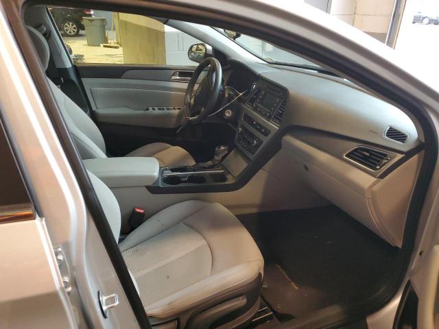 Photo 5 from auction – 2015 HYUNDAI SONATA SE with VIN 5NPE24AF4FH175406