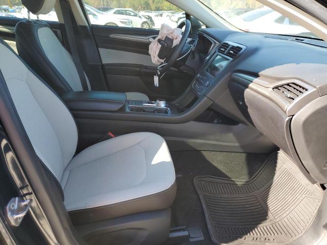 Photo 5 from auction – 2020 FORD FUSION SE with VIN 3FA6P0HD9LR183843