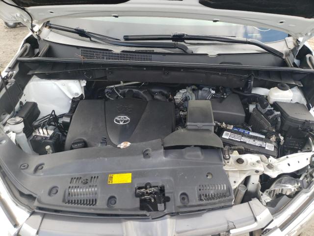 Photo 7 from auction – 2018 TOYOTA HIGHLANDER with VIN 5TDJZRFH8JS557510