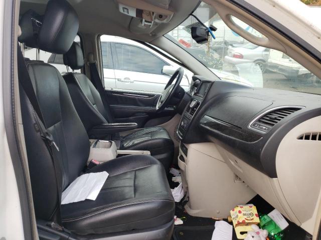 Photo 5 from auction – 2013 CHRYSLER TOWN & COU with VIN 2C4RC1BG6DR630809