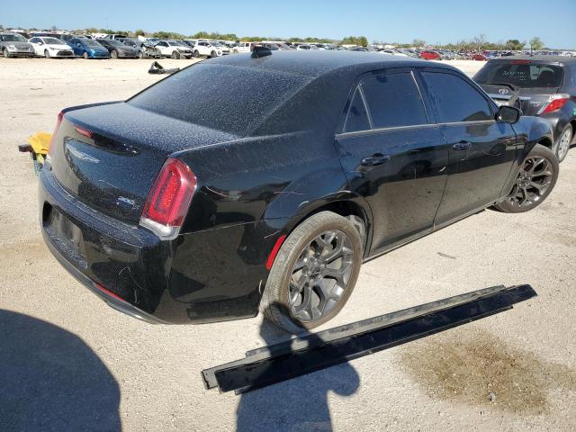 Photo 4 from auction – 2015 CHRYSLER 300 S with VIN 2C3CCABG9FH763583