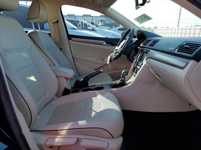 Photo 5 from auction – 2016 VOLKSWAGEN PASSAT SE with VIN 1VWBS7A39GC047148