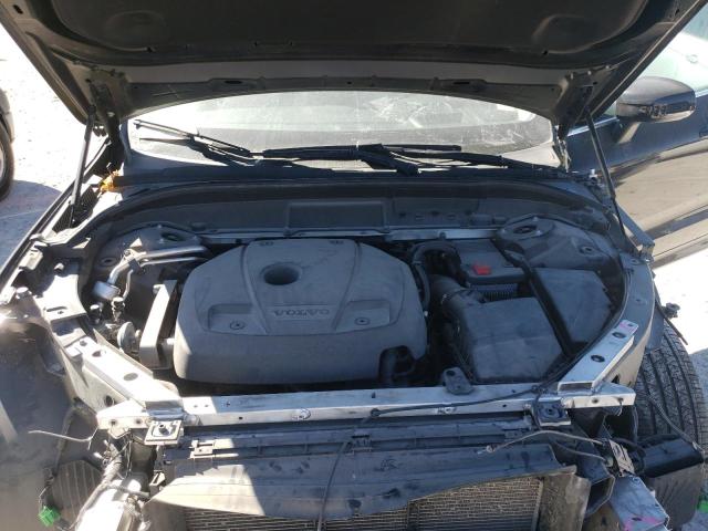 Photo 7 from auction – 2018 VOLVO XC60 T5 MO with VIN YV4102RK6J1006981