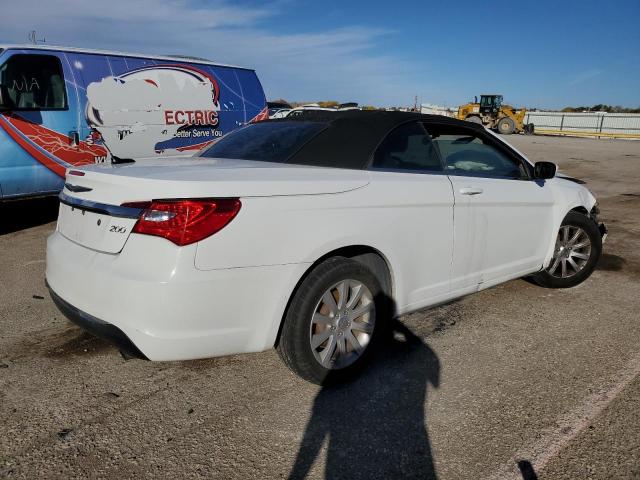 Photo 4 from auction – 2012 CHRYSLER 200 TOURIN with VIN 1C3BCBEB3CN115824