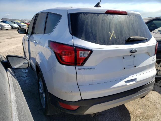 Photo 3 from auction – 2019 FORD ESCAPE SE with VIN 1FMCU0GD3KUA69475