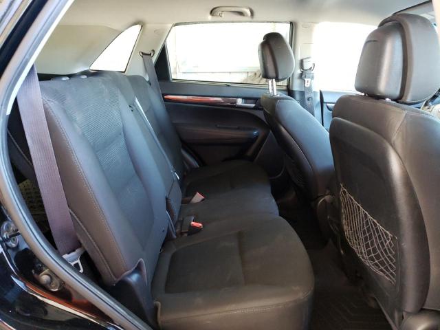 Photo 6 from auction – 2015 KIA SORENTO LX with VIN 5XYKTCA60FG604560