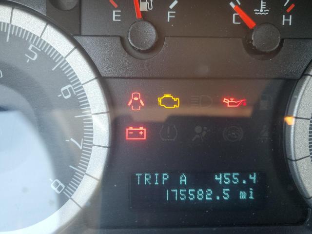 Photo 8 from auction – 2008 FORD ESCAPE XLT with VIN 1FMCU93128KA22085
