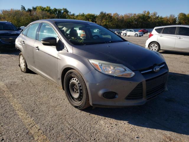 FORD FOCUS SE 2014 with VIN 1FADP3F21EL393865 - Photo from auction
