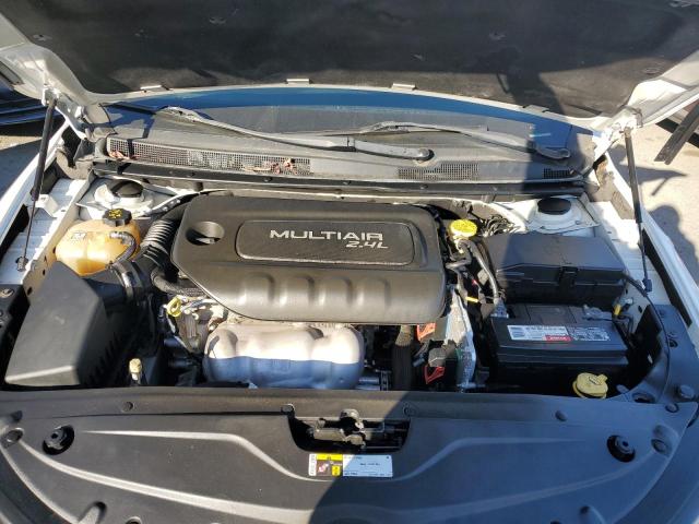 Photo 7 from auction – 2015 CHRYSLER 200 S with VIN 1C3CCCBB2FN671352