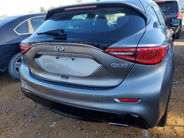 Photo 4 from auction – 2017 INFINITI QX30 BASE with VIN SJKCH5CP6HA034684