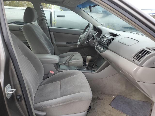 Photo 5 from auction – 2005 TOYOTA CAMRY with VIN 4T1BE32K15U984894