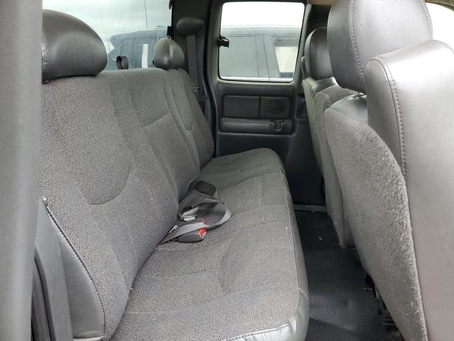 Photo 6 from auction – 2003 CHEVROLET SILVERADO with VIN 2GCEC19V631202710