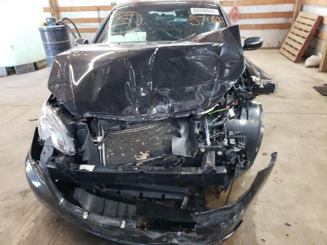 Photo 9 from auction – 2013 CHRYSLER 200 TOURIN with VIN 1C3CCBBB0DN570821