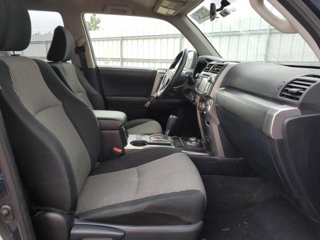 Photo 5 from auction – 2019 TOYOTA 4RUNNER SR with VIN JTEBU5JR4K5675648