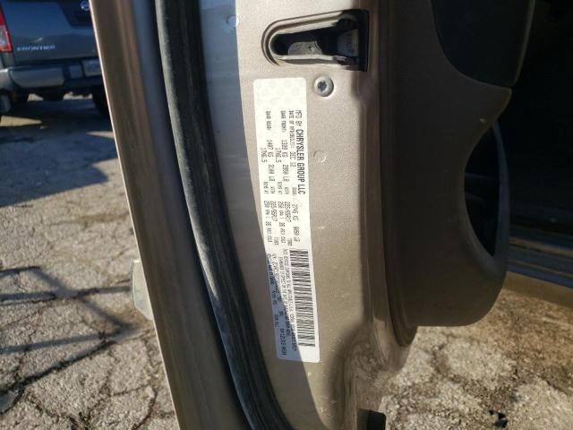 Photo 10 from auction – 2013 CHRYSLER TOWN & COU with VIN 2C4RC1BG2DR646523
