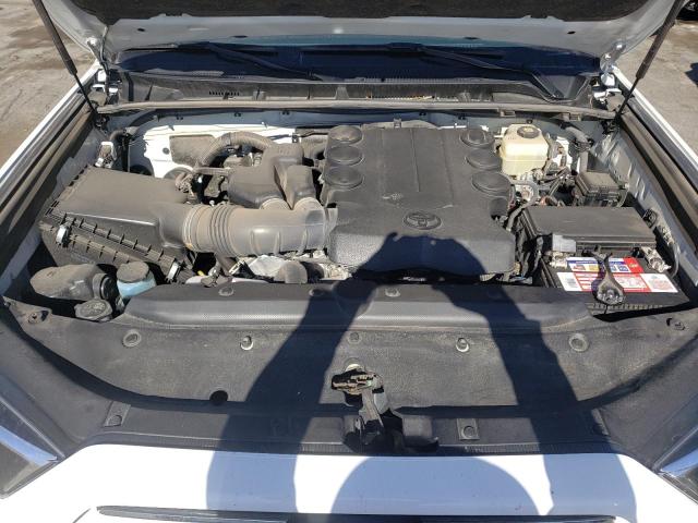 Photo 7 from auction – 2022 TOYOTA 4RUNNER SR with VIN JTEMU5JRXN5996400