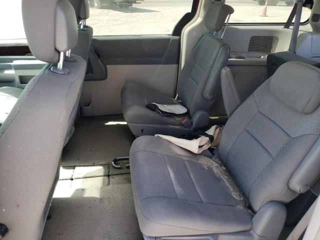 Photo 6 from auction – 2010 CHRYSLER TOWN & COU with VIN 2A4RR5D19AR415347
