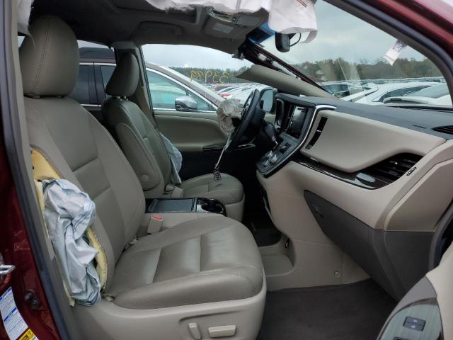 Photo 5 from auction – 2017 TOYOTA SIENNA XLE with VIN 5TDDZ3DCXHS169352