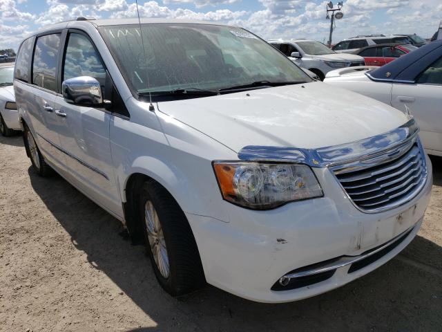 CHRYSLER TOWN & COU 2015 with VIN 2C4RC1GG9FR572979 - Photo from auction