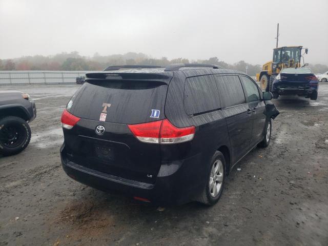 Photo 4 from auction – 2013 TOYOTA SIENNA LE with VIN 5TDKK3DC8DS399185