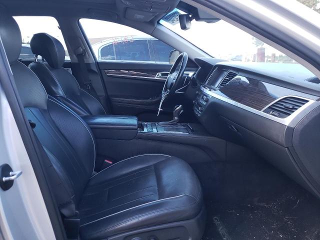 Photo 5 from auction – 2015 HYUNDAI GENESIS 3. with VIN KMHGN4JE3FU035663