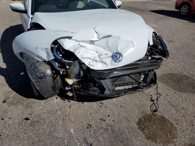 Photo 9 from auction – 2017 VOLKSWAGEN BEETLE S/S with VIN 3VW517AT8HM810549