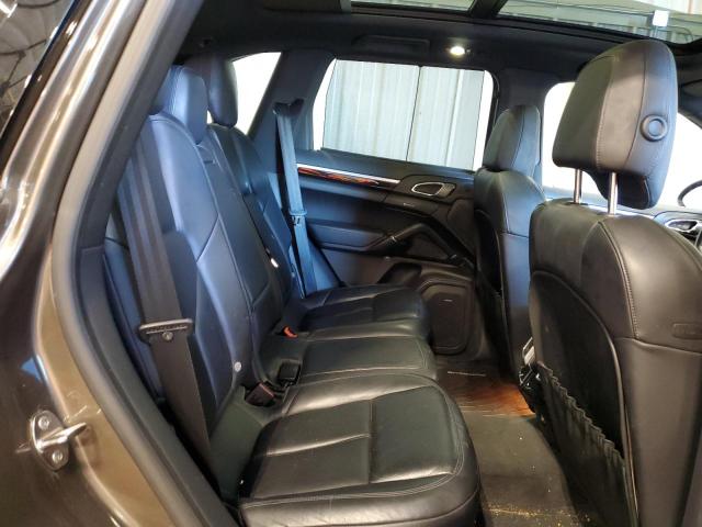 Photo 6 from auction – 2014 PORSCHE CAYENNE with VIN WP1AF2A25ELA33207