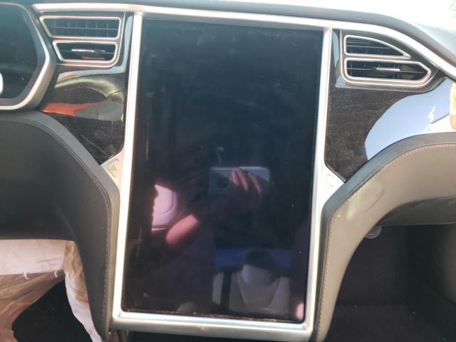 Photo 8 from auction – 2017 TESLA MODEL S with VIN 5YJSA1E25HF229390