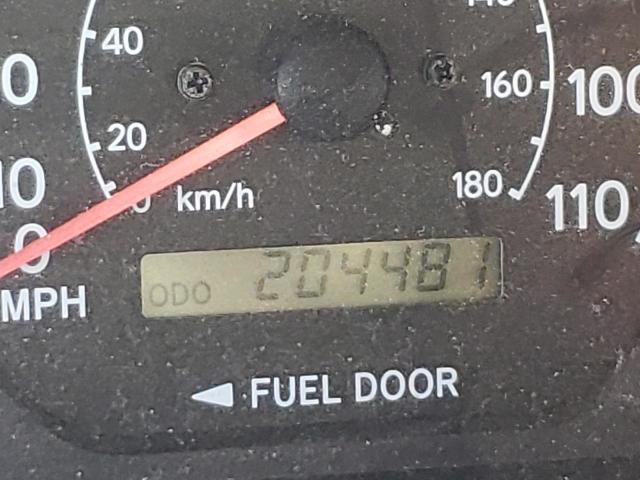 Photo 8 from auction – 2000 TOYOTA SIENNA LE with VIN 4T3ZF13C9YU285211