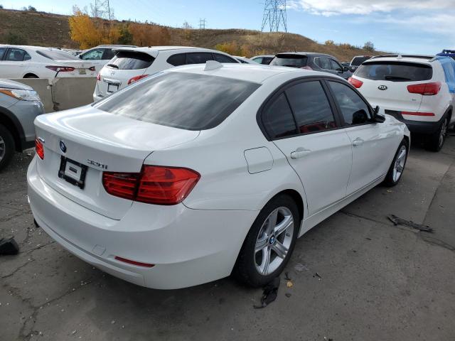 Photo 4 from auction – 2014 BMW 320 I XDRI with VIN WBA3C3G57ENS70762