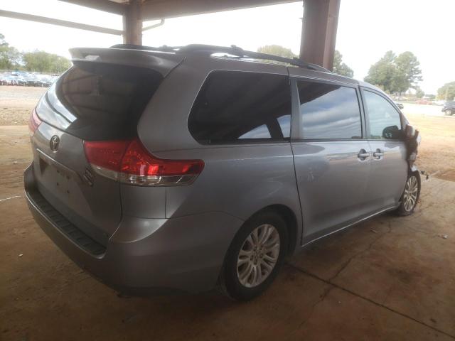 Photo 4 from auction – 2012 TOYOTA SIENNA XLE with VIN 5TDYK3DC2CS243667