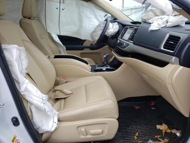 Photo 5 from auction – 2018 TOYOTA HIGHLANDER with VIN 5TDJZRFH5JS542267