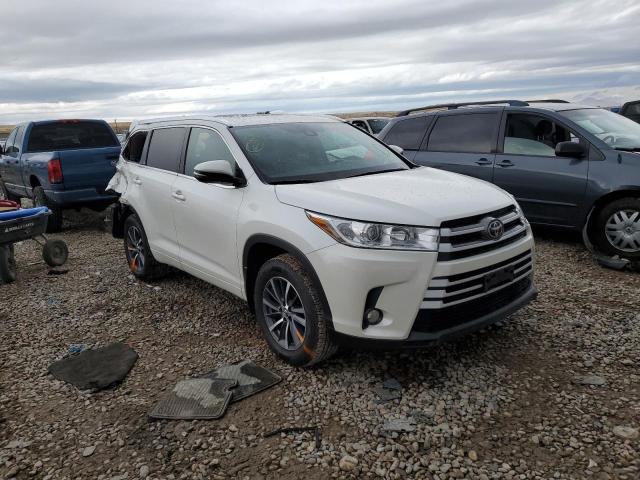 TOYOTA HIGHLANDER 2017 with VIN 5TDJZRFH5HS399217 - Photo from auction