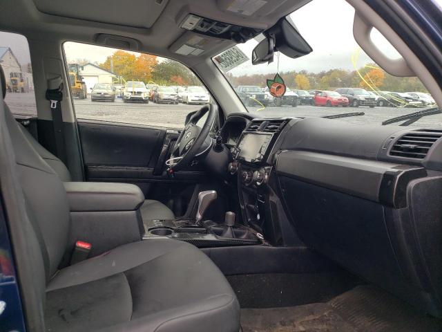 Photo 5 from auction – 2020 TOYOTA 4RUNNER SR with VIN JTEBU5JR0L5836059