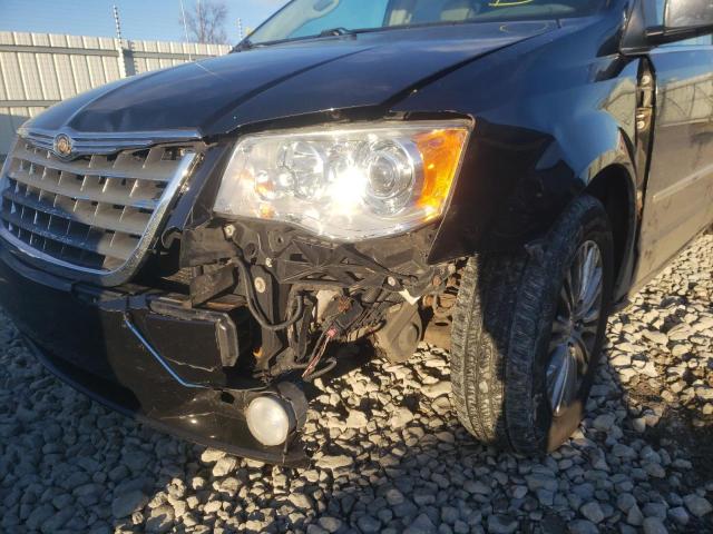 Photo 9 from auction – 2008 CHRYSLER TOWN & COU with VIN 2A8HR64X48R751535