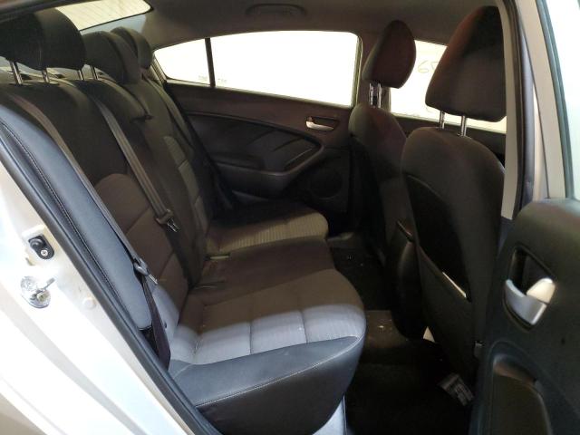 Photo 6 from auction – 2017 KIA FORTE LX with VIN 3KPFL4A73HE133004