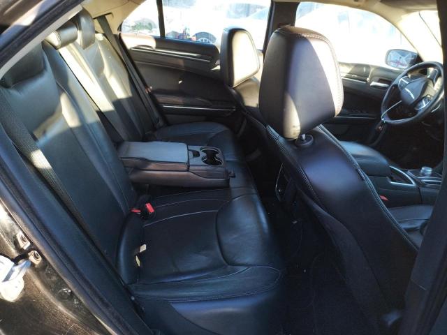 Photo 6 from auction – 2016 CHRYSLER 300 LIMITE with VIN 2C3CCARG4GH208659