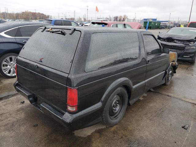 Photo 4 from auction – 1992 GMC TYPHOON with VIN 1GDCT18Z9N0811568
