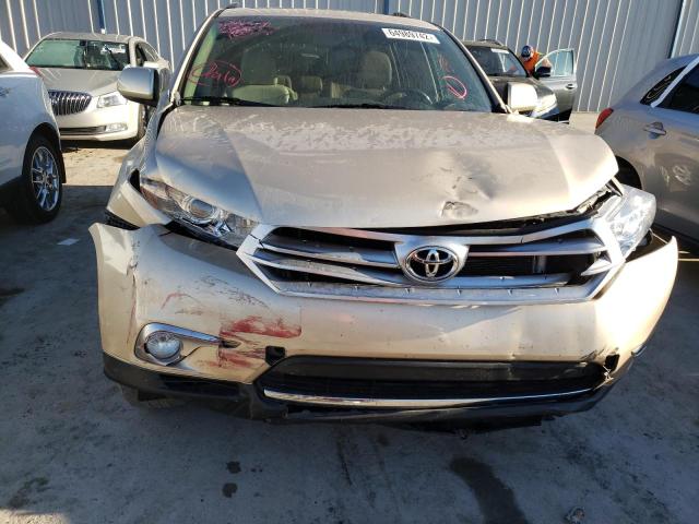 Photo 9 from auction – 2011 TOYOTA HIGHLANDER with VIN 5TDZK3EH7BS041145