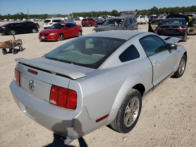 Photo 4 from auction – 2005 FORD MUSTANG with VIN 1ZVFT80N155136012